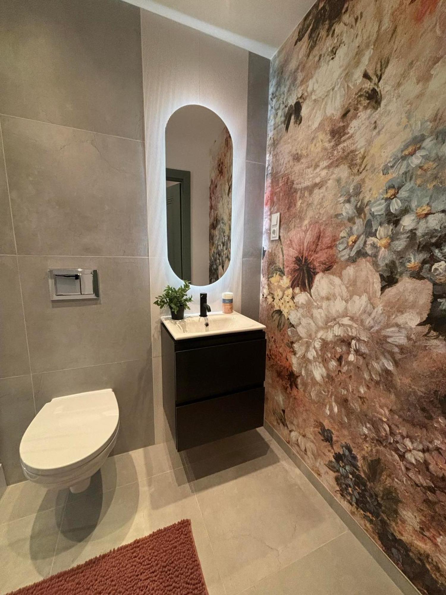 Apartament Pod Wieza 1 วาลบ์จิก ภายนอก รูปภาพ